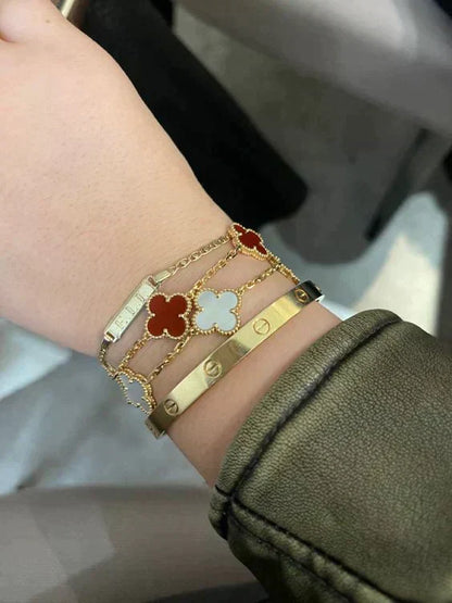 Golden Red | Clover Bracelet