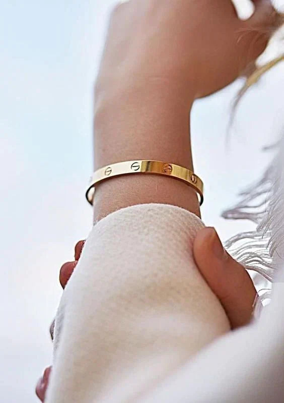 Golden Red | Stackable Bracelet Set